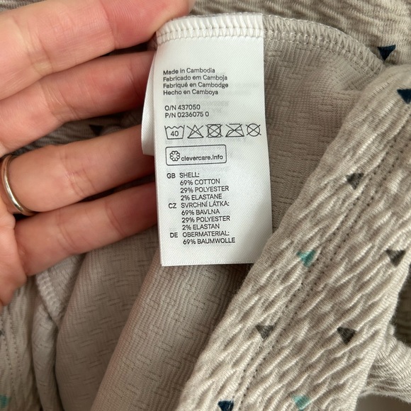 H&M Cream Triangle Print Ponte Dress - Picture 6 of 7